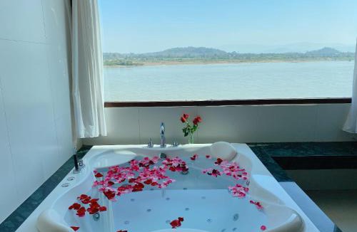 Chiang Saen Hotel | Siam Triangle Hotel Chiang Sean