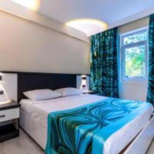 Side Bed & Breakfast | Side Meryam Suit Deluxe Hotel