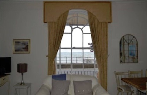 Sidmouth Apartment | Sidmouth seafront apartment, just yards from beach, tastefully furnished.