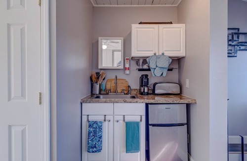 Alton Bay Condo | Siena/Venice waterfront private units (2) with 2 Docks!