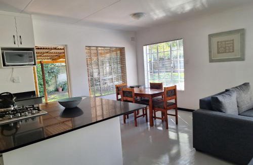 Howick Apartment | Siesta Cottage