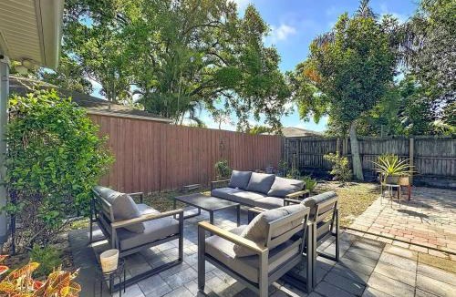 Ridge Wood Heights House | Siesta Key Paradise