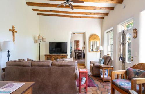 Historic Eastside House | Siete Caballos