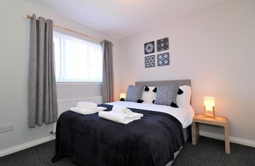 Motherwell Apartment | Signature- Connelly House