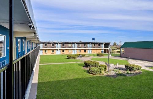Danville Hotel | Signature Inn Danville