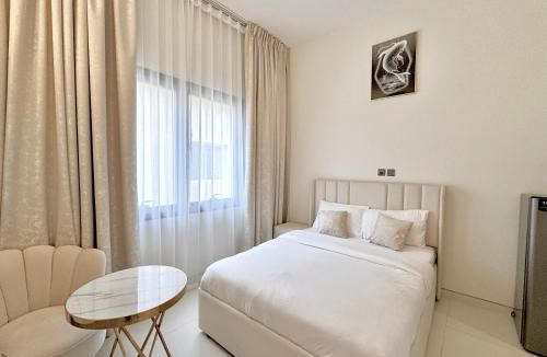 Jumeira 3 Apartment | Signature Vista Studio Apartment