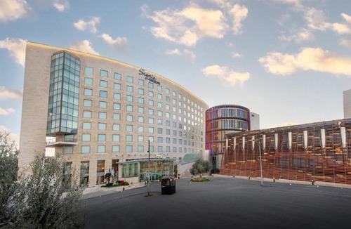 Ash Shumaysani Hotel | Signia by Hilton