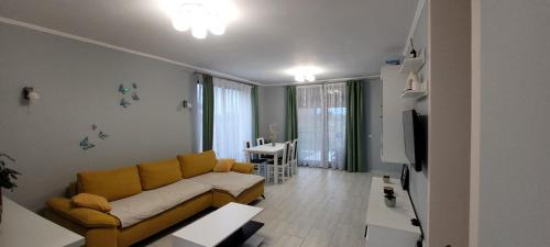 Santandrei Villa | SIL House