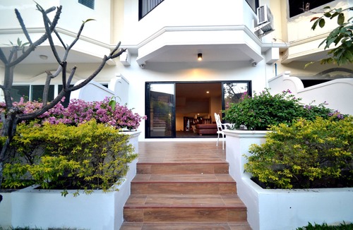 Chang Phueak Villa | Sila Pool Villa