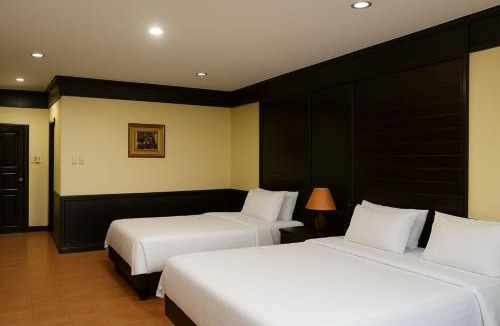 Si Mueang Chum Hotel | Silamanee Resort & Spa Hotel