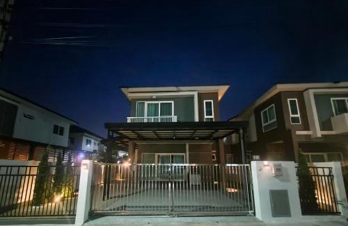 Udon Thani House | Silbergluuk