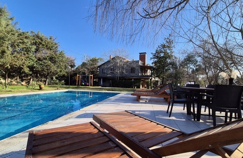 Sile Villa | Şile Villa with Private Pool by the River