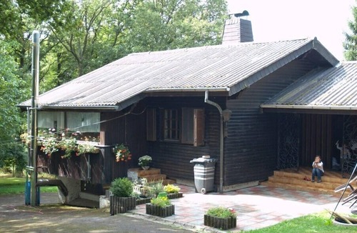 Haag House | Silent, traditional forest house with pool/sauna