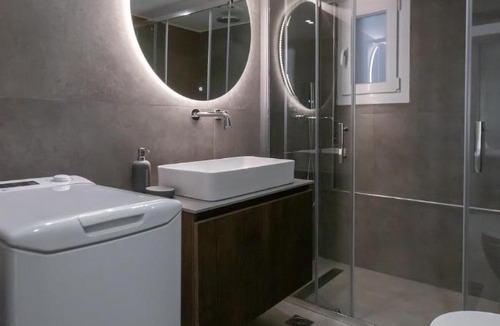 Kerameikos Apartment | Silk Athens Downtown