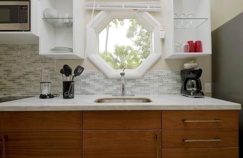 Nassau Apartment | Silk Cotton Studio 4