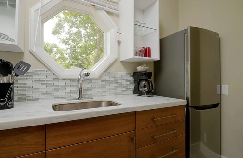 Nassau Apartment | Silk Cotton Studio 4