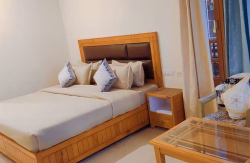 Naddi Bed & Breakfast | Silk Route-Serenity Deluxe room with Kitchen - WiFi
