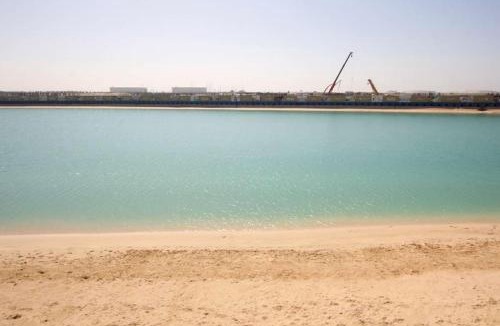 Al Hamriya Villa | Silk Valley – Beachfront 3BR near Al Hamriyah