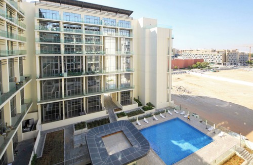 Masdar City Apartment | Silk Valley - Luxury 1 Bedroom close to Abu Dhabi Airport