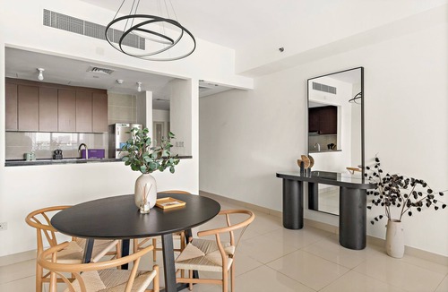 Al Barsha 1 Apartment | Silkhaus Al Maha Tower