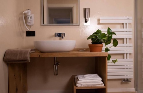 Martignano House | SILVANELLO Apartment