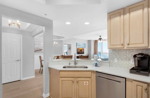 Destin Condo | 🌊Silver Beach 1205E | Beach Front | Upscale + Disc. Beach Service
