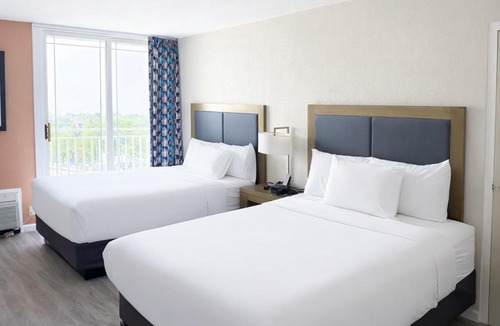 Saint Joseph Hotel | Silver Beach Hotel