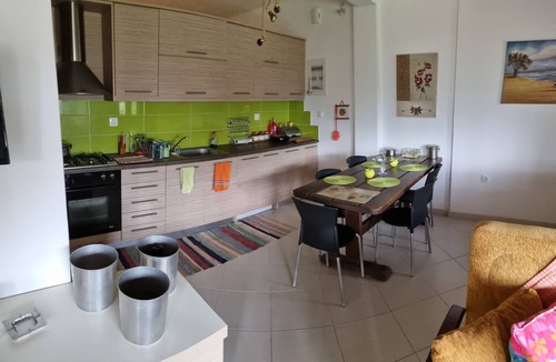 Stylida Cottage | Silver Cape Raches next to kite surf club