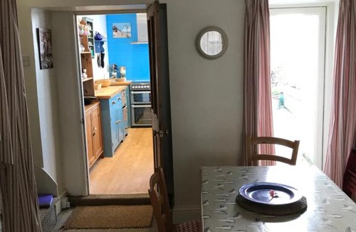 Lyme Regis House | Silver Cottage, Central Lyme Regis, No Car Required, Dogs Welcome