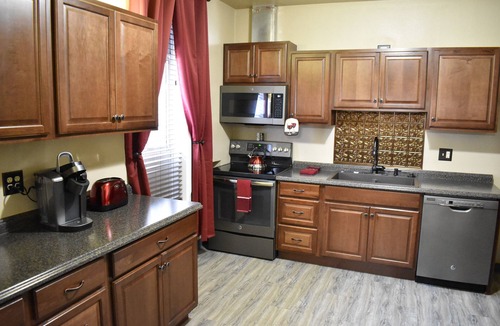 St. Anthony Hotel | Silver Horseshoe Inn