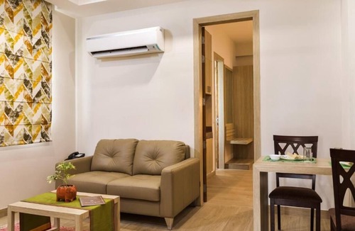Sector 39 Hotel | SILVER OAK