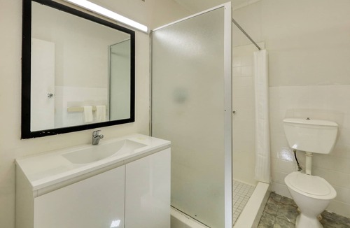 Gilgandra Hotel | Silver Oaks Motel