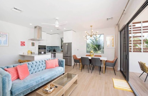 North Side Condo | Silver Reef #2 - 2 BR LUXE Oceanfront & Pool