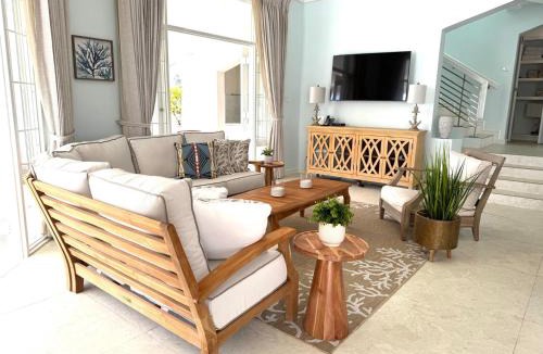 Silver Sands Villa | Silver Sands 2 - 3bd By ZenBreak