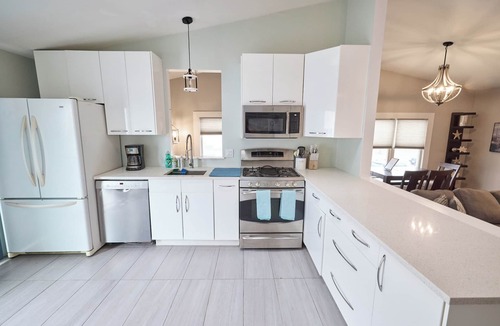 Milford House | Silver Sands Beach Getaway