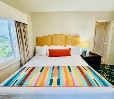 Central Beach Resort | Silver Seas Beach Resort