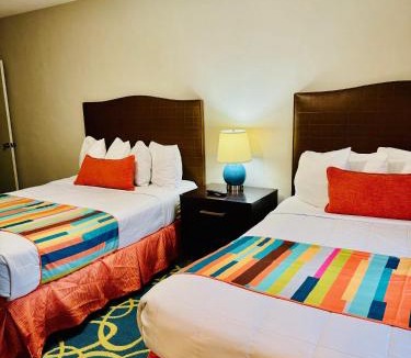 Central Beach Resort | Silver Seas Beach Resort