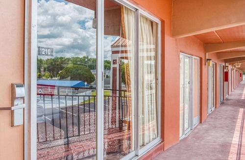 Silver Springs Apartment | Silver Springs FL|2 Queen Bed