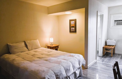 Burns Hotel | Silver Spur Motel