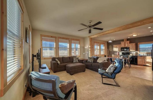 Nathrop Cabin | Silver Trout Lodge, newer cabin with amazing views of Mt Princeton & Mt Antero.
