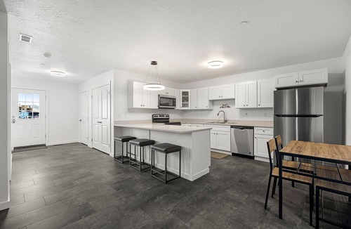 Kellogg Condo | SilverStrike Condos Great Place To Hang Your Boots. Close to Gondola.