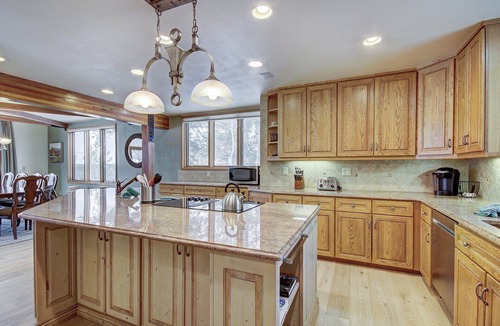 Three Peaks Villa | Silverthorne 2 - Five Bedroom Villa, Sleeps 12