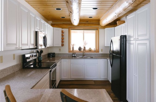 Wildernest House | Silverthorne Retreat | Hot Tub + Trail Access
