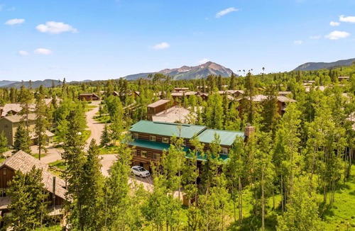 Wildernest House | Silverthorne Retreat | Hot Tub + Trail Access