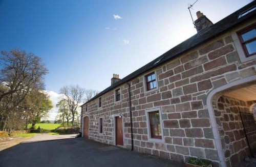 Balloch Apartment | Simmental Cottage