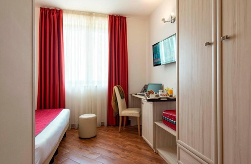 Pomezia Hotel | Simon Hotel