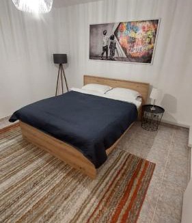 Craiova Apartment | Simon's Place