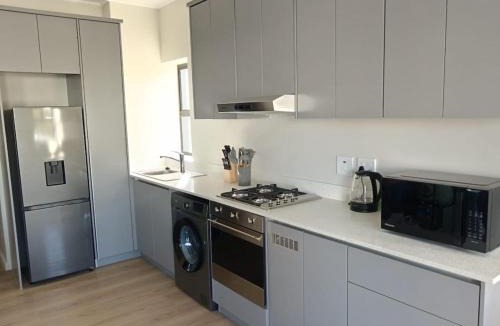 Redhill Apartment | Simons Town long beach Penthouse