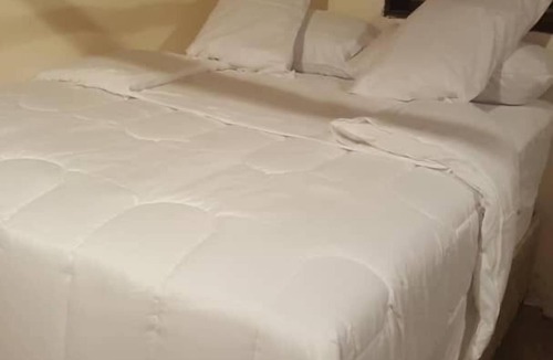 Simonga Hostel | Simoonga Village Backpackers and Cafe
