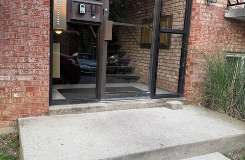 Mount Airy Apartment | Simple 1-bedroom apartment in Cincinnati